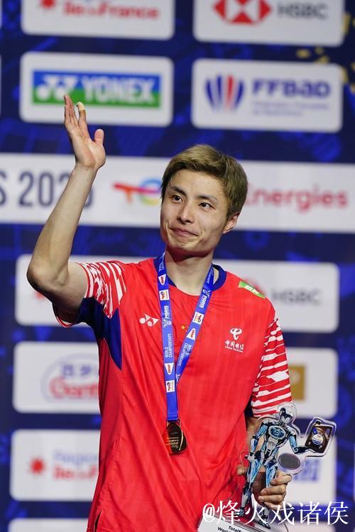 天王杯国际羽毛球赛 石宇奇击败安东森夺得冠军